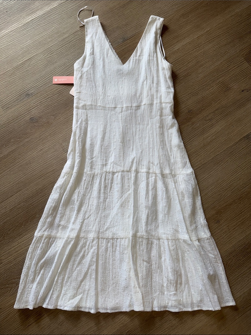 DRESSBARN New White Eyelet Tank Top Sleeveless V-Neck Maxi Dress NWT - Picture 4 of 4
